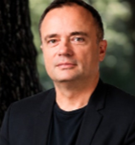 Portrait of Dominique Mikolajczak
